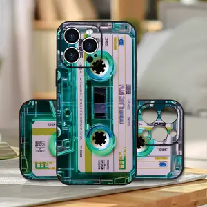 Retro cassette pattern, shockproof and scratch-resistant phone case, suitable for iPhone 17/16/15/14/13/12/11/X/XS Max/XS/16E/17E, stylish and youthful protection cover, holiday gift for friends, family, and yourself summerwins