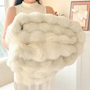 1pc Bubble Faux Rabbit Fur Blanket｜Ultra Soft Warm Plush Throw Blanket, Luxury Solid Color Couch & Bed Blanket for Office Nap, Bedroom, Sofa & Camping, Multiple Sizes Available, Cozy All-Season Sleeping Blanket