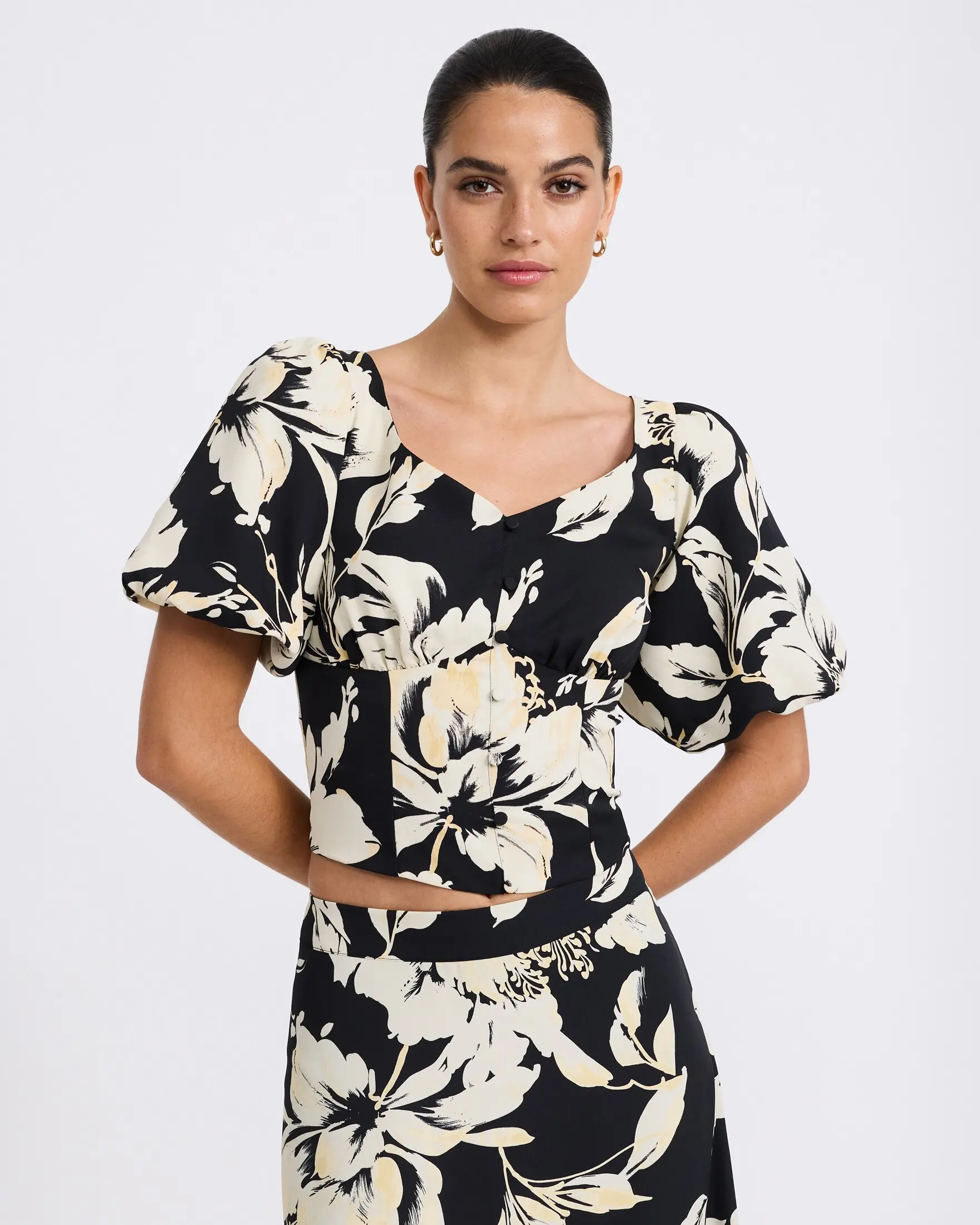 Express Crepe Floral Puff Sleeve Button Front Top, Smocked, Print, Polyester, Blouse