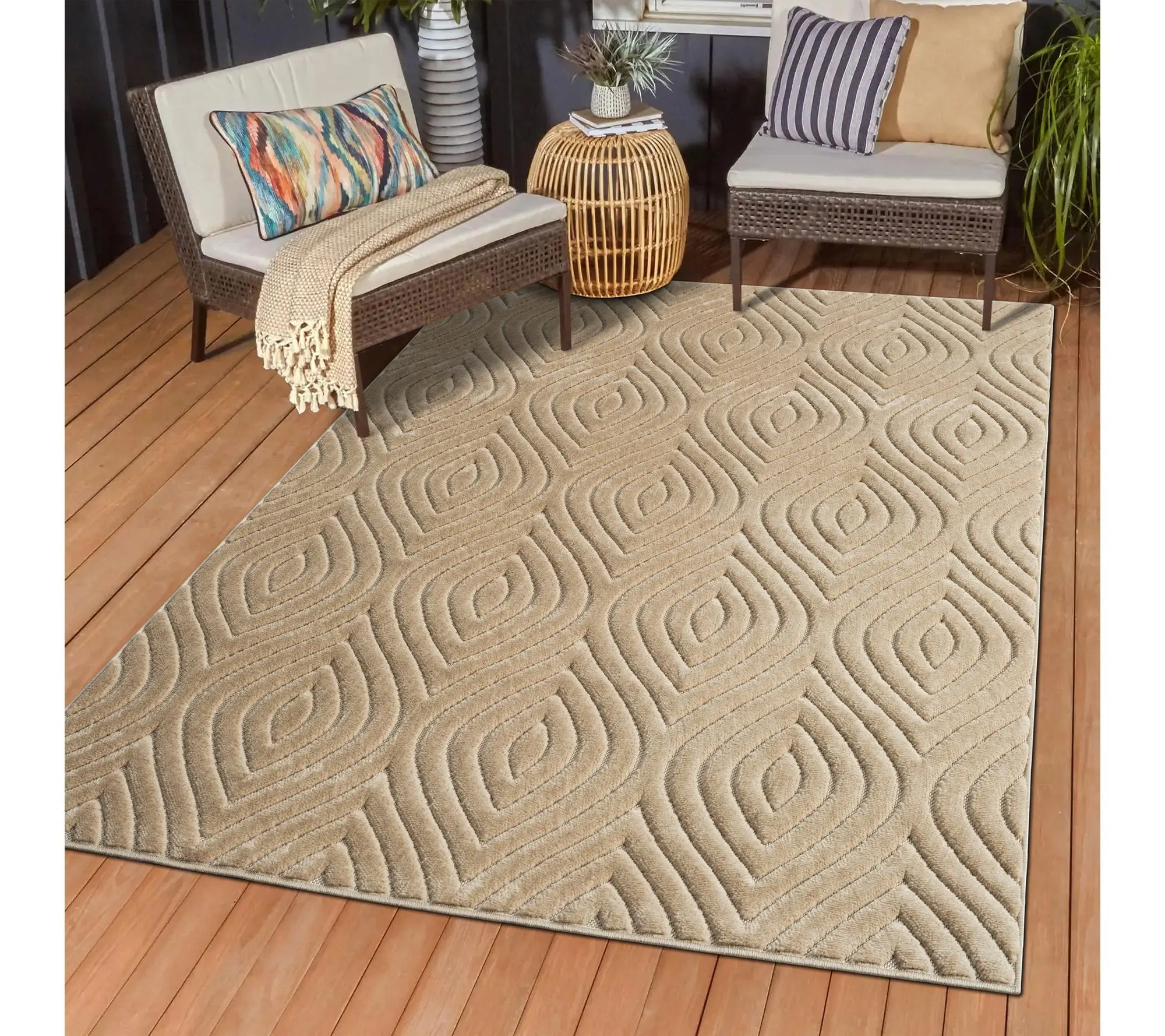 Ox Bay Trellis Contemporary Polypropylene Outdoor Rug, 8 x 10'