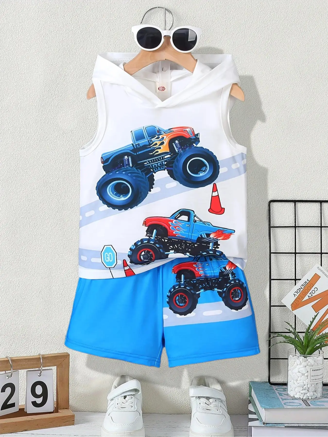 Two-Piece Set Toddler Boy's Hooded Tank Top & Shorts Co-ord Set, Casual Sleeveless Top & Shorts for Daily Wear, Kids Clothing for Summer, Baby Clothin