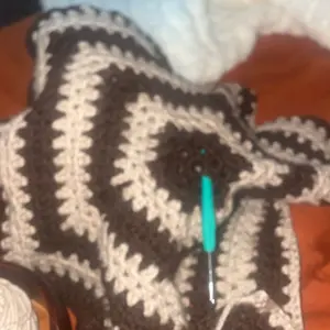 245 Merino Wool Yarn 5 Balls 500g, Ideal for Knitting Coats Sweaters Scarves Hats Shoes Cushions, Soft, Warm and Warmth Handmade Crafting Material