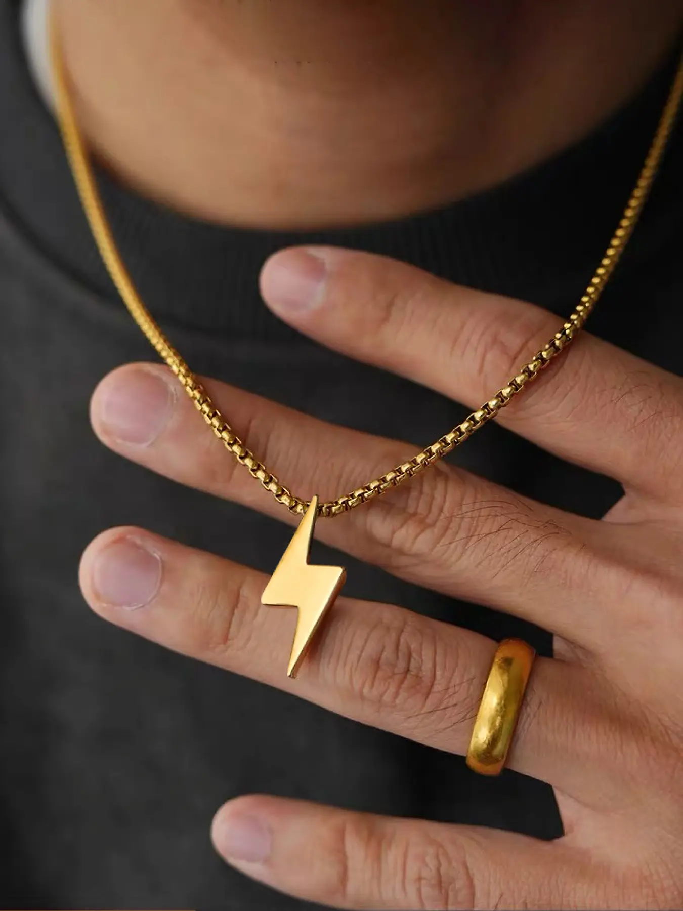 Stainless Steel Lightning Bolt Pendant Necklace, Unisex Hip Hop Street Jewelry Gift, Cute Fashion Accessory for Daily Wear, Bling Stylish Accessory, Fashion Cool Accessories