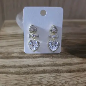 Hermosos aretes gold-plated alta calidad 14k con cristales premium