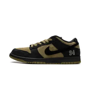 SB Dunk Low "Supreme - Camper Green" HQ8487 300