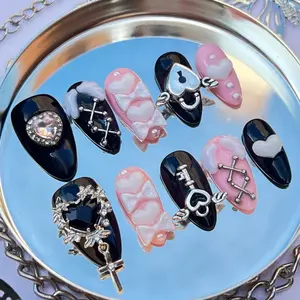 Mia World <Locked in Love> Handmade Press-On Nail Set bp001 with Heart, Bow, Lock, and Key Details Kit Nail Art