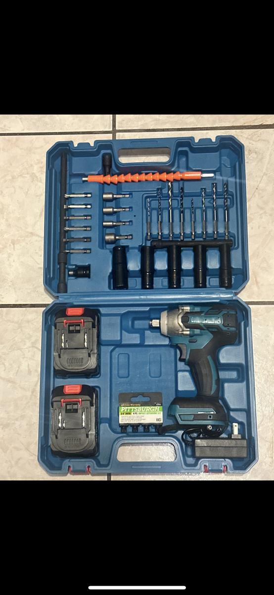 Item: 400N.m Impact Wrench set