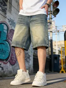 Men's Denim Shorts Vintage Washed Look, Slim Fit Straight Leg Five-Quarter Pants, Casual Summer Mid-Thigh Jeans with Pockets and Zipper, Jeans Bottom, Daily Casual Shorts
