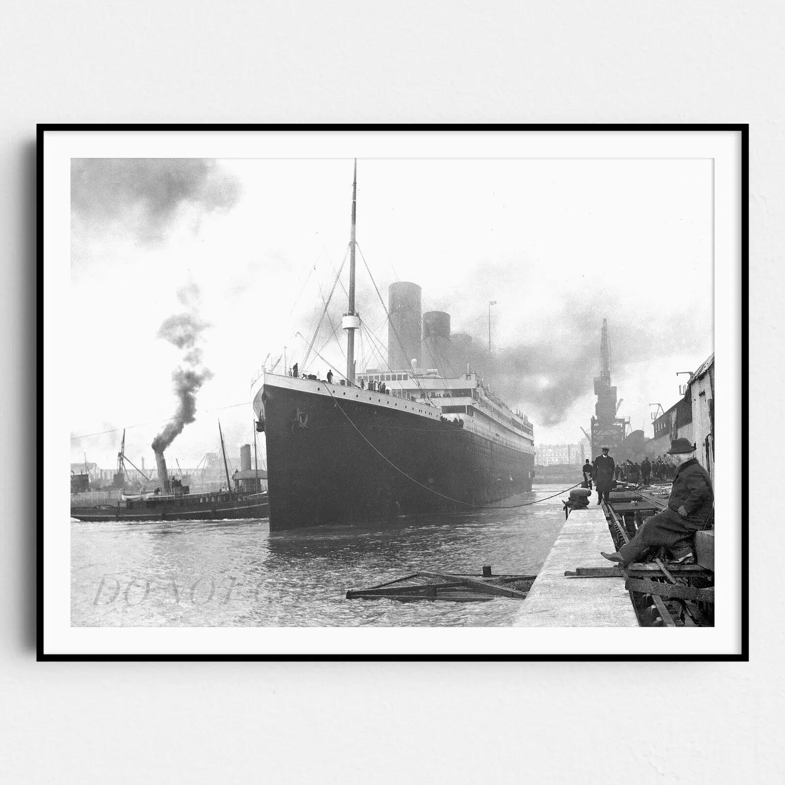 Trendy Poster-The Titanic 1900s Ships Boats Decor Black & White Wall Art Poster Print Room Gifts Colorful Decoration Ornaments Artistic