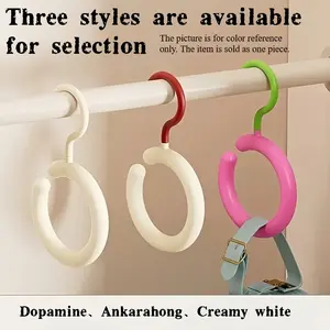 Rotating hanger - Multifunctional hanger with an ergonomic handle that is easy to use, it is an ideal choice for hanging scarves, hats, shirts, bags, and more. Accessories organizer | Modern hanger design, clothes hanger
