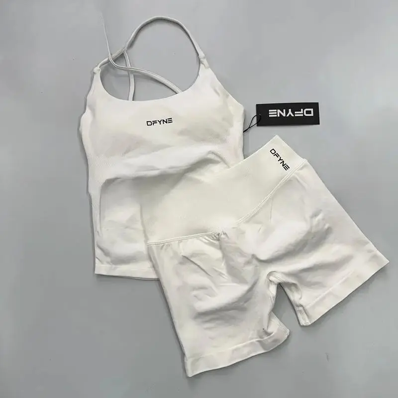 (With logo)Women’s 2 Piece Square Neck Workout Set – Twist Back Sports Bra Top & High Waisted Scrunch Shorts, Seamless Stretch Sculpting Activewear Outfit for Yoga, Pilates, Gym Training & Fitness