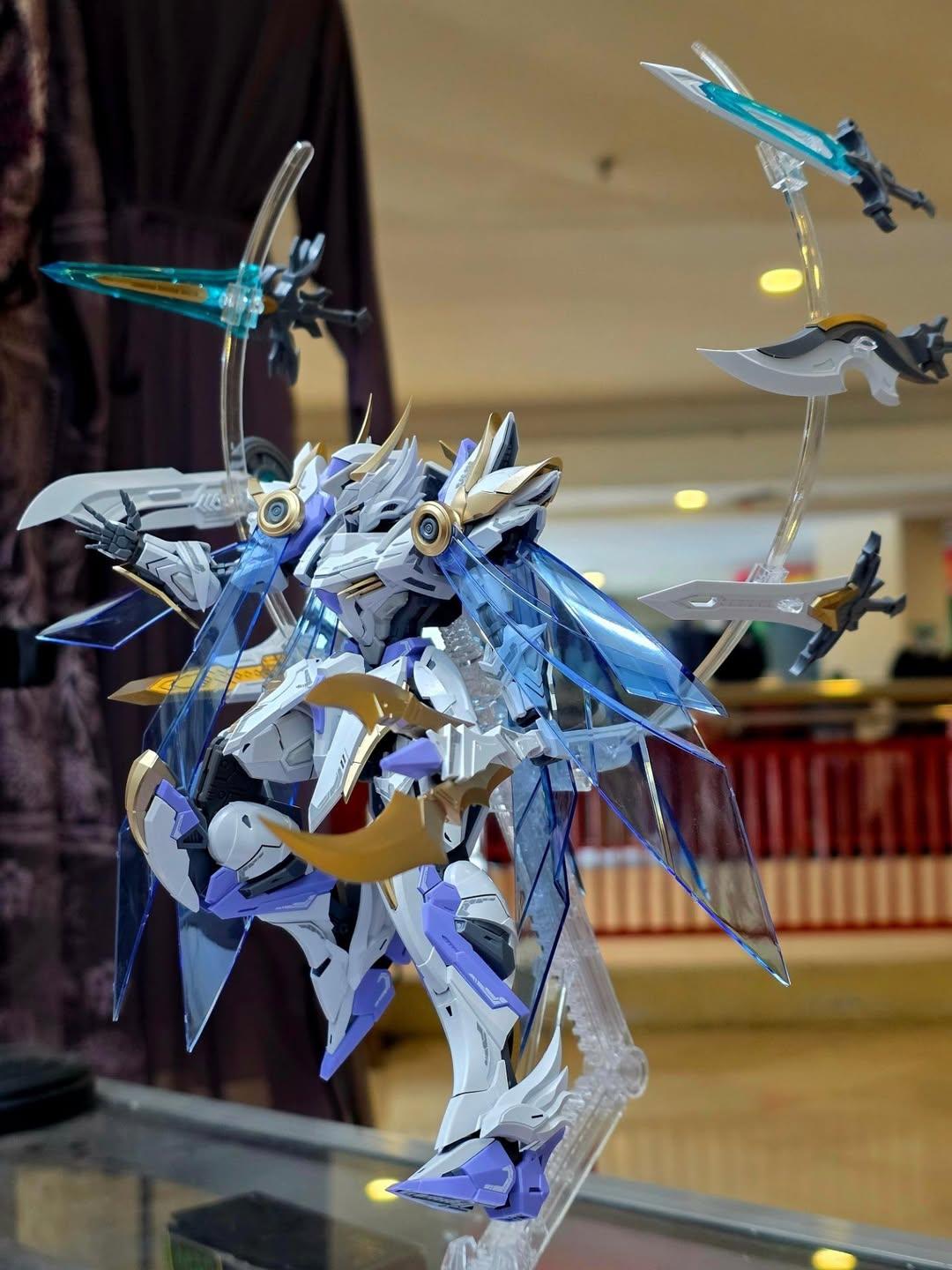 Funtasy Planet SNAA 1/144 Mecha Model Kit -Divine Invoker Percival Awakening Deluxe Edition - Articulated Action Figure Building Kit, Sovereign Sword Array, Gift for Adults & Teens Funtasy Planet SNAA 1/144 Mecha Model Kit -Divine Invoker Percival Awakening Deluxe Edition - Articulated Action Figure Building Kit, Sovereign Sword Array, Gift for Adults & Teens