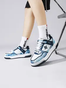 Men's New Retro Floral Casual Sneakers, Four-Leaf Clover Velcro Design, Anti-Slip Wear-Resistant Thick Sole, Multiple Colors Available