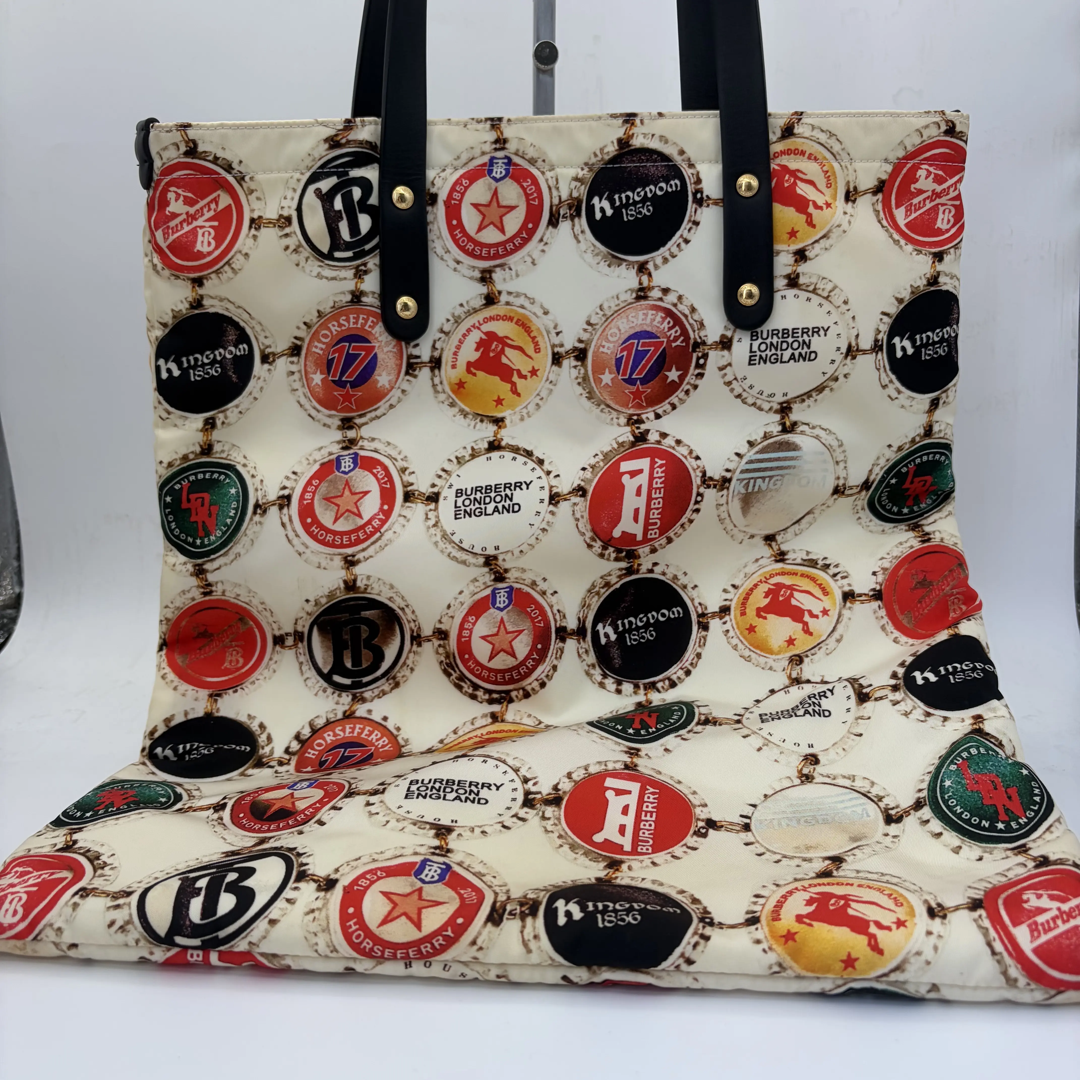 Pre-owned BURBERRY Vertical Tote Bag with Logo and Badge Print