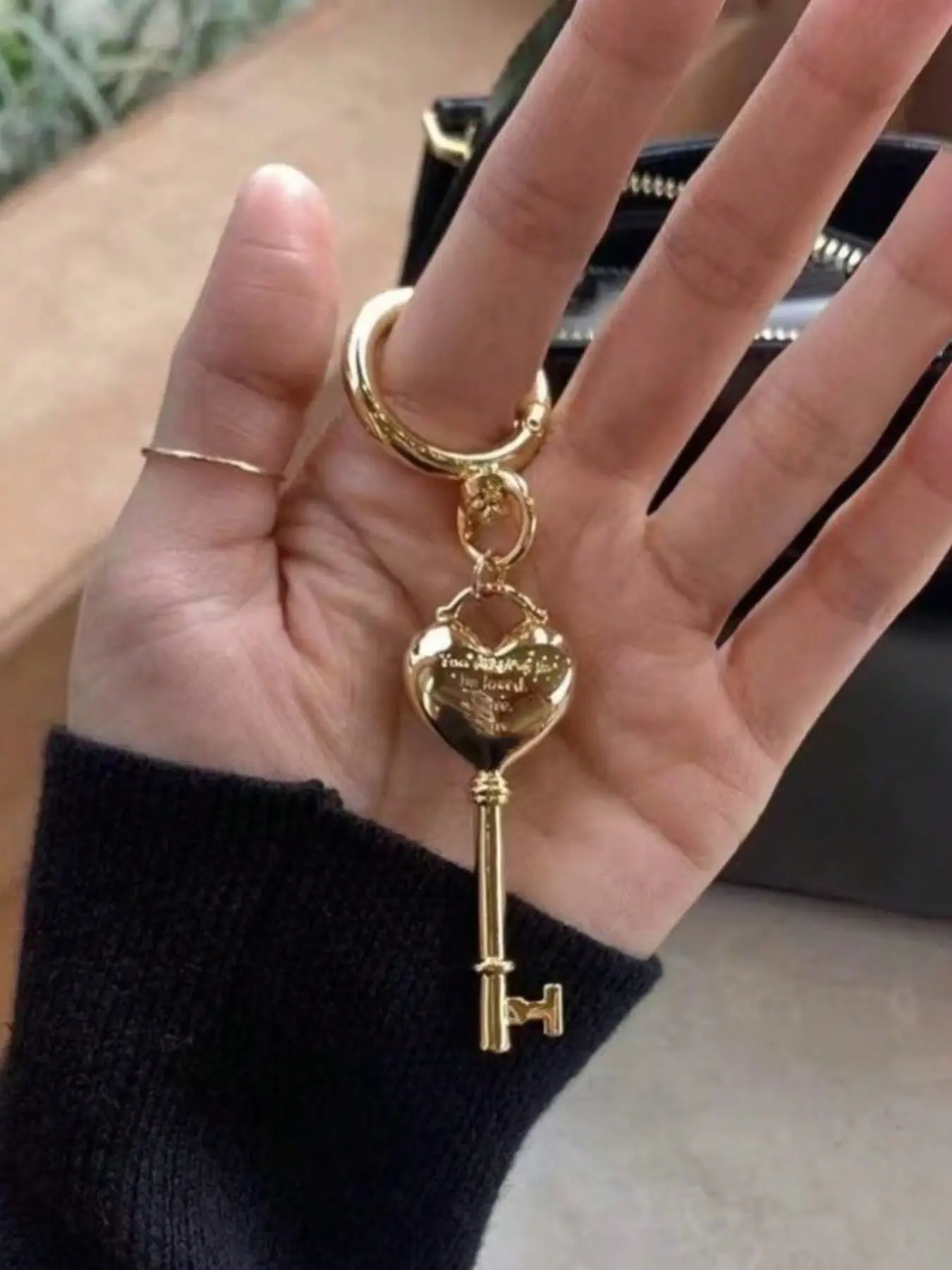 Gold Silver Love Lock Keychain - Cute Heart Pattern Pendant Engraved With 'Love', Durable Zinc Alloy, Perfect For Couples, Bags And Accessories, Bag Pendant, Bag Charms, Gift, Heart Handle Keychains, Heart Keyring
