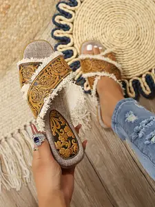 Vintage Floral Western Cowboy Sandals, Cross Strap Fuzzy Edge Design, Outdoor Flat Slip-Ons, Beach Vacation, Casual Comfort