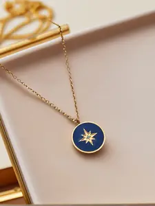 Luck Star Compass Necklace, Blue Glazed Round Pendant Choker, Stainless Steel Gold Plated, Unisex Travel Jewelry, Gift Box Included