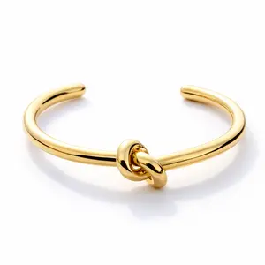 Vale & Veil — Paris | Souverain Knot Cuff | Hand-Sculpted Gold Bangle Bracelet (BAT0185G)