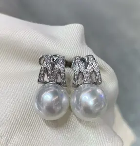 Natural freshwater pearl 11-12mm M-shaped diamond pearl stud earrings