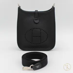 Pre-owned HERMÈS Taurillon Clemence Crossbody Bags Evelyne Mini 16 in Noir with palladium hardware crossbody bag Hermes