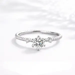 Silver Classic Moissanite Ring 0.52 CT - Round Cut - Lore Jewelry
