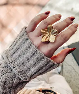 Daisy Stainless Steel Women Ring