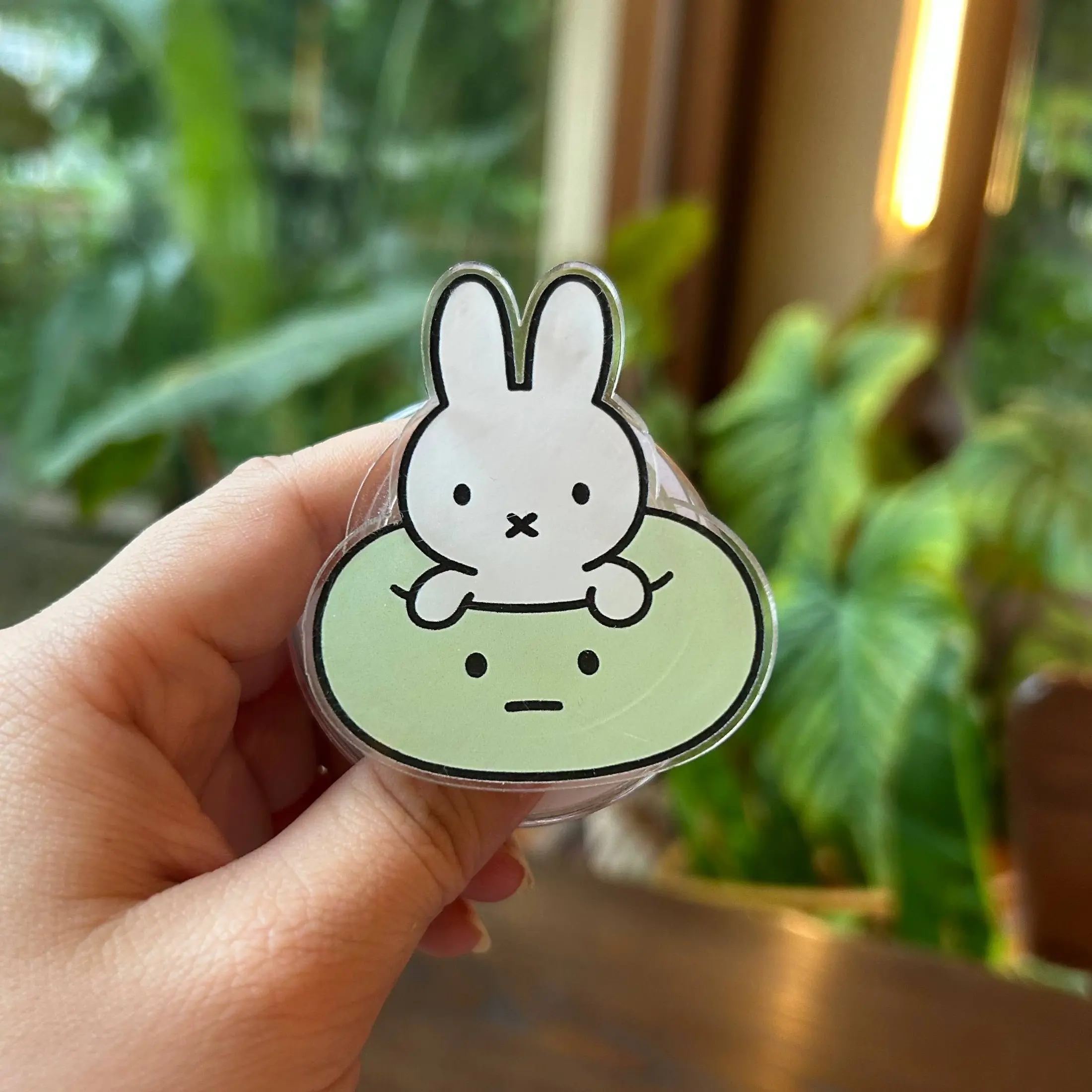 Cute Bunny & Green Friend MagSafe Phone Grip – Kawaii Acrylic Magnetic Phone Holder & Kickstand – Minimal Pastel Phone Accessory