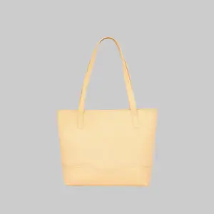PIRZAI Cline Tote – Off-white