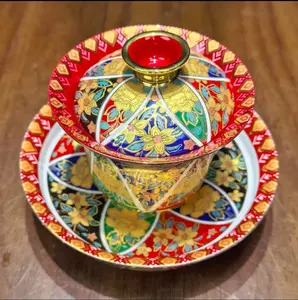 Enamel Gold Inlaid Gaiwan with SaucerTraditional Ceramic Tea Bowl Set Featuringvibrant Floral Design and Elegant GoldAccents