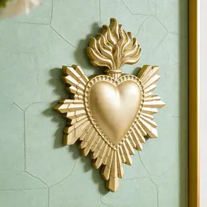 Resin Mini Flame Sacred Heart Ornament, European Style Wall Decor, Multi-Color, Festival Atmosphere, Home, Hotel, Photography Props