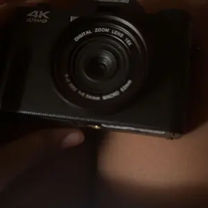 Product Review of GLOBAL PICK 4K Digital Camera with 180° Flip Screen, 16X Digital Zoom Vlogging Camera, Autofocus Camera, Including Wide Angle & Macro Lens, 32GB TF Card, Ideal Gift Choice, Photographic Kit from m**y