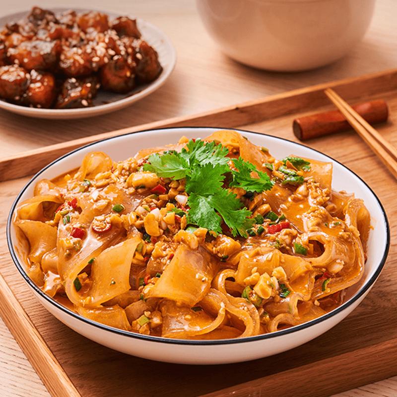 TASTE MATTERS Spicy Noodle Sauce 2 Pack with Sesame Paste 5.6 oz Authentic Northeast Flavor