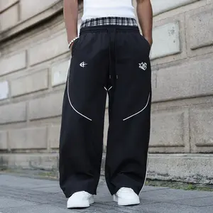 Loose yet slim casual pants, comfortable stretch straight-leg trousers with a drawstring waist, suitable for everyday hiking, street casual wear, and outdoor activities; men’s clothing.