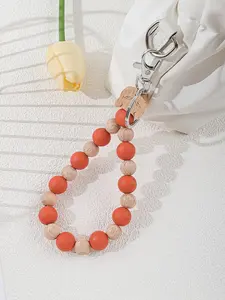 Silicone Beaded Bracelet Keychain with Wooden Pendant, Bohemian Style Key Ring for Women, Ideal Gift for Teachers Nurses Graduates, Keychain Wristlet Strap