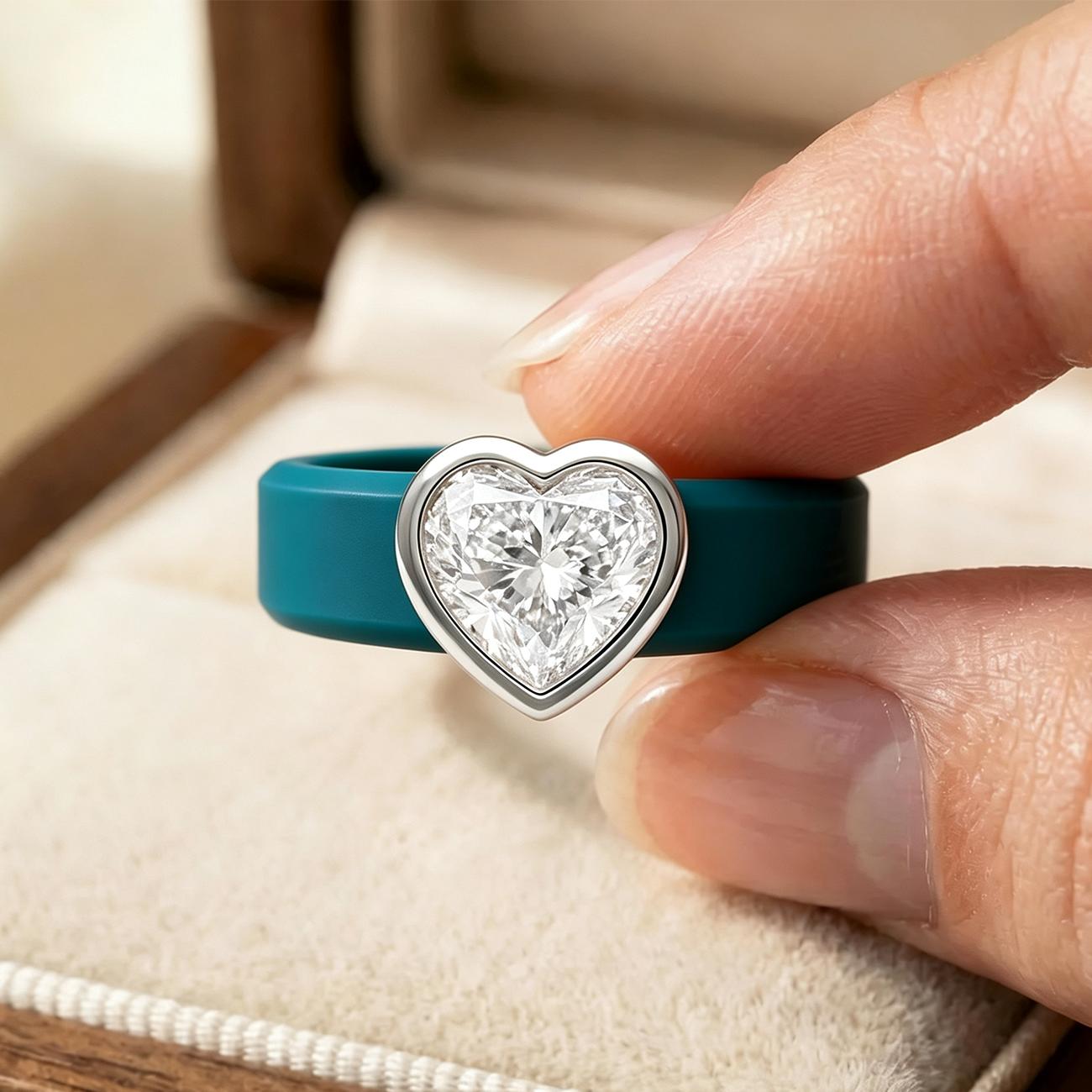 1pc 14k golden plated silicone ring for women, sparkling heart-shaped cut CZ engagement ring, commitment ring, designed for women, hypoallergenic, exquisite jewelry, suitable for daily use, weddings, Valentine's Day, anniversaries 1pc 14k golden plated silicone ring for women, sparkling heart-shaped cut CZ engagement ring, commitment ring, designed for women, hypoallergenic, exquisite jewelry, suitable for daily use, weddings, Valentine's Day, anniversaries