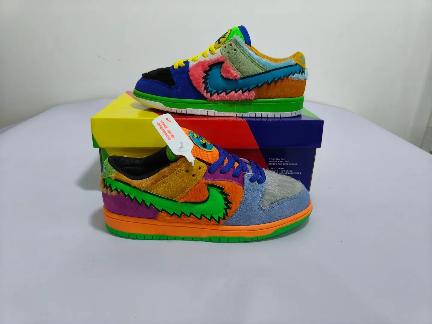 Brand New Multi-Color Fuzzy Suede Low Top Unisex Sneakers Soft Upper Stitched Suede Panel Non-slip Rubber Outsole Hip Hop Street Outfit Essential