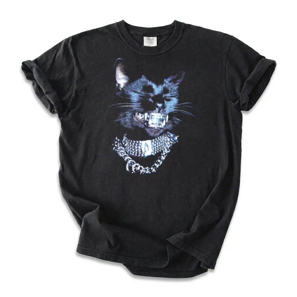 Unisex Funny Graphic Tee, Classic Vintage Cat Portrait Top in 100% Cotton, Distressed Shortsleeve with Oversized Fit & Double Stitch, Fabric