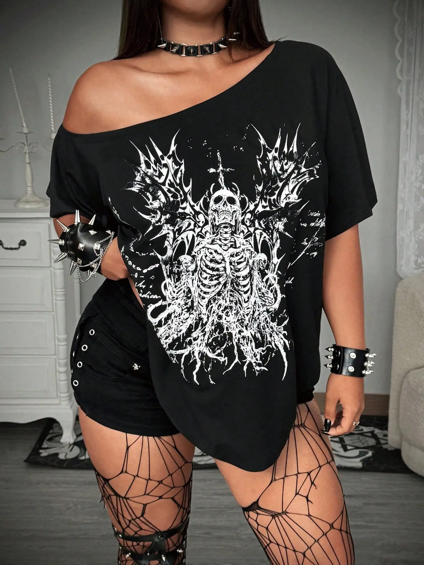 Women's Off Shoulder Oversized Skeleton Graphic Aesthetic T-Shirt, Gothic Death Metal Print Y2K Grunge Womenswear Top, Trendy Fashion Casual Curved Hem Streetwear Tee For Daily Wear & Concert Outfits