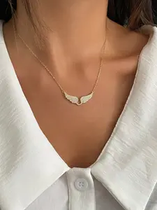 Women's Wing Design Oxidized Zirconia Pendant Necklace, Sparkling CZ Necklace, Luxurious Jewelry Gift, Elegant Fashion Accessory for Women