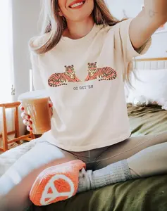 Vintage Tiger Boxy Tee, Retro Animal Graphic Shirt, Streetwear Aesthetic Top, Comfort Colors