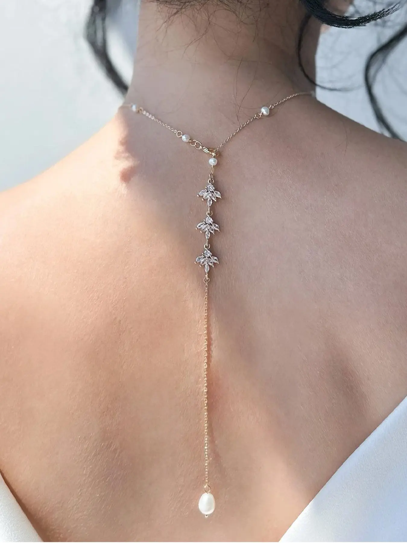 Artificial Pearl Back Chain Necklace,Fashionable Chain Decorated,Fashion Necklace,Durable Fashion Accessory,Leaves Rhinestone BackDrop Jewelry,Wedding Bridal Long Pearl Back Necklace Jewelry for Women Backless Dress, Fashionable Jewelry Accessories