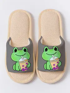Cute Frog Boba Print Linen Slippers, Playful Non-Slip Breathable Lightweight All Season Home Shoes for Milk Tea Lovers Women Men Family Guest Daily Wear