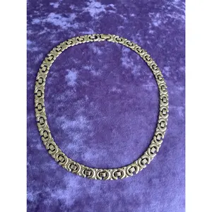 80s Vintage Signed Avon Gold Tone Link Necklace