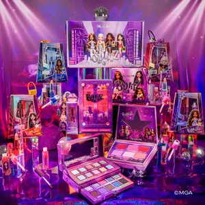 Bratz x Glamlite Makeup Set Bratz x Glamlite Makeup Set