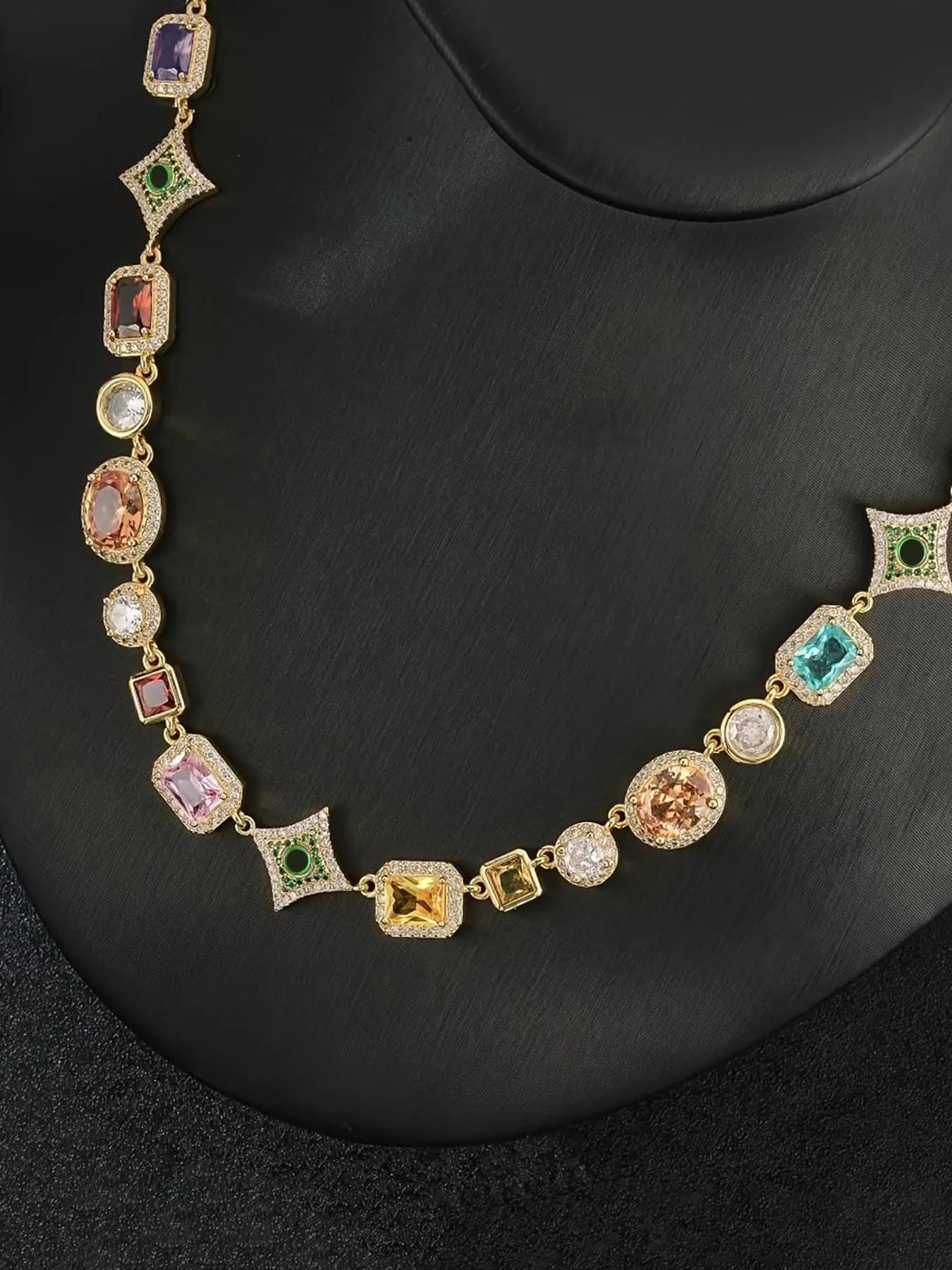Hip-Hop Colorful Geometric Rhinestone Necklace, Fashion Unisex Street Style Jewelry for Music Festivals & Parties, High End Necklace, Fashion Accessory
