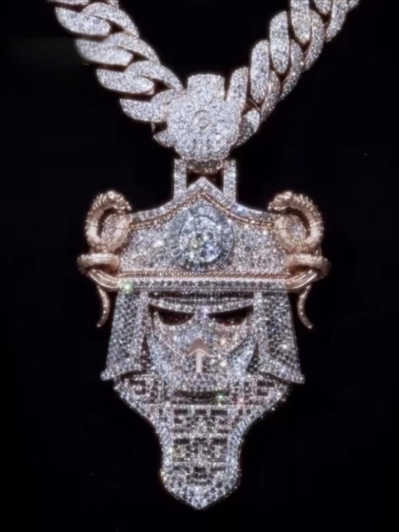 Custom Pendant Samurai Sword Anime Character Pendant - Mixed Long Stick Bread and Round VVS Lab Diamond Hip Hop Pendant Luxury High-End Pendant, Father's Day Valentine's Day Anniversary Gift