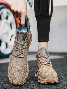 Coconut Fiber Flyknit Mesh Sneakers, Breathable Fashion Casual Shoes, Comfortable Lightweight Footwear for Daily Wear