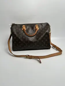 Pre-owned Louis Vuitton Canvas Shoulder Bags Monogram Speedy Bandoulière 35 Shoulder Handbag JA864LV