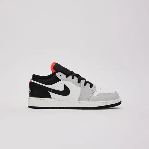 Kids Jordan Air Jordan 1 Low Grade-School