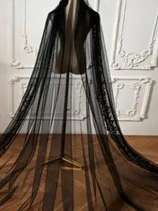 Exquisite Lace-Trimmed Long Train Wedding Dress Veil, Bridal Shawl, Halloween Ghost Bride Cape Veil, Elegant Bridal Accessory